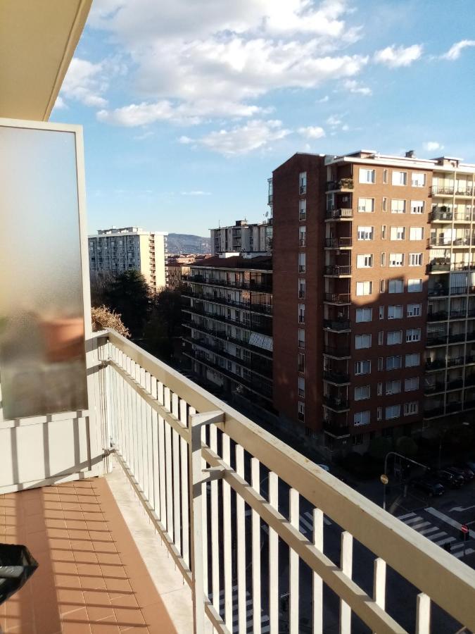 Bruno Turin Apartment Near The Metro Collegno Zewnętrze zdjęcie